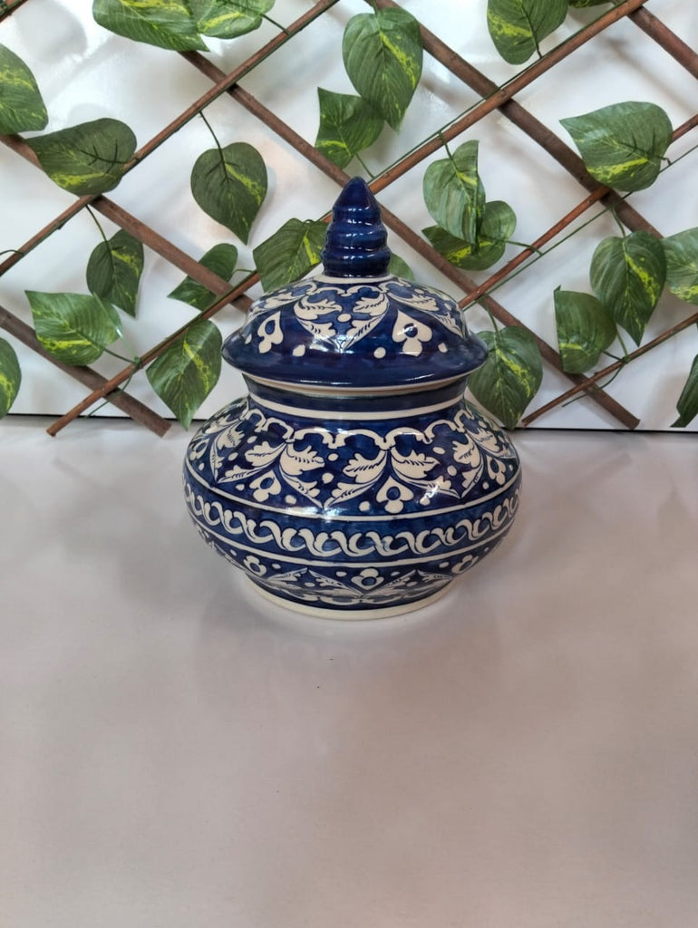 Shahi Handi Serving
